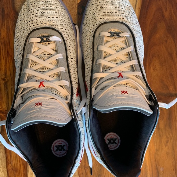 Nike LeBron XX SIZE 17 - Picture 4 of 4